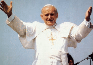 paven kan samle mægtige folkeskarer om sig